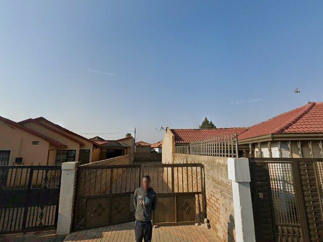Portion 14 Of Erf 5 Beverley Extension 3 Township, Registration Division J.R., Province Of Gauteng