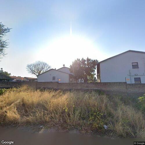 Unit 26 Hilton Heights, 71 Jamie Uys Street, Vorna Valley Ext 75, Midrand thumbnail