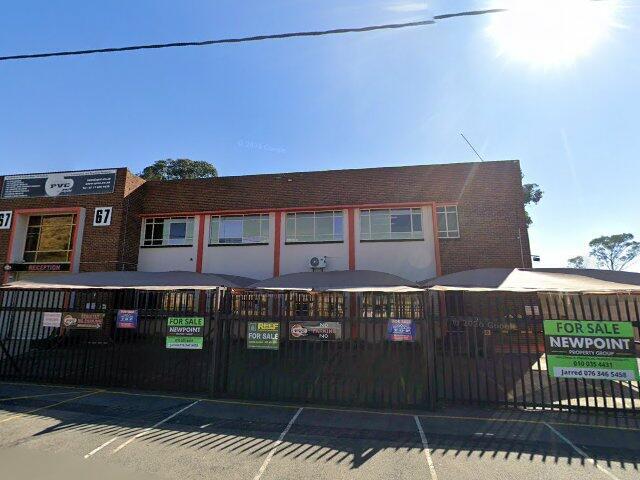 67 Port Road, Robertsham, Johannesburg, Gauteng