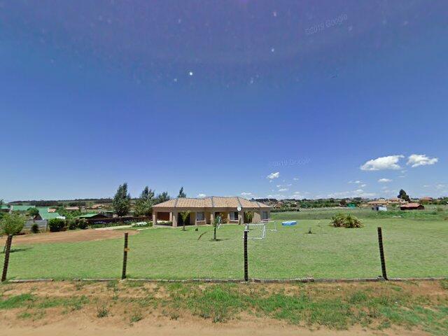 Ptn 297 [Ptn 17] Farm 394 Grootfontein, 297 Warrick Street, Grootfontein