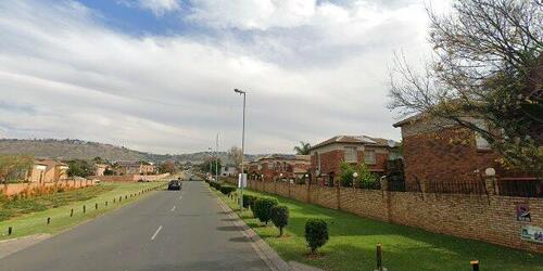 Sectional Title Unit 2, Balmora, Van Der Kloof Road, Willowbrook Ext 13, Roodepoort
