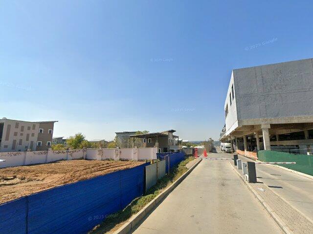Section No. 187, The Paddocks, Unit 187 The Paddocks, 34 (2055) Broadacres Drive, D AI Nfern, Sandton