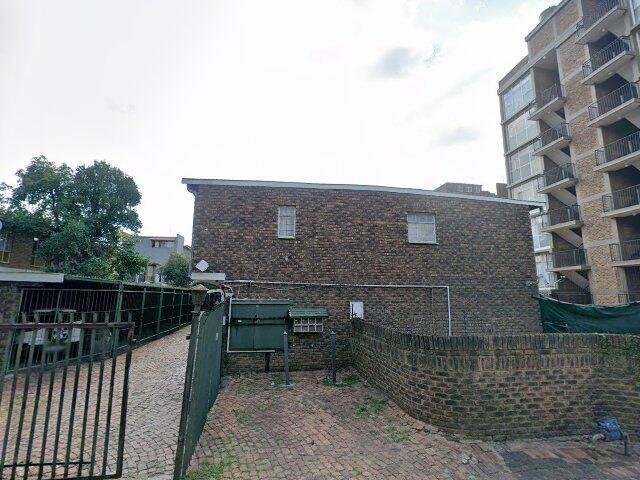Section No. 5, Kaya Karen Flats, No 147 Vos Street, Sunnyside, Pretoria