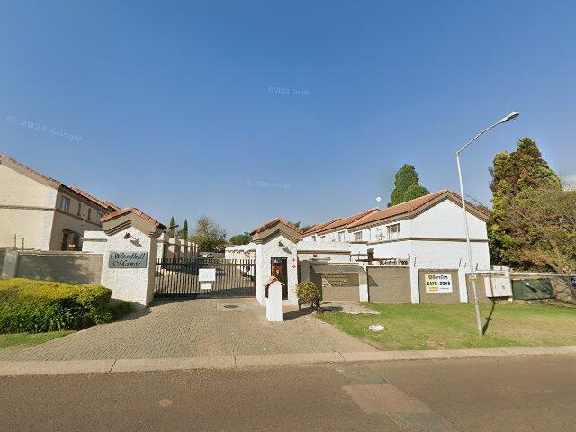 Section 17, Woodhill Manor, Erf 1475 Pretoriuspark Township, City Of Tshwane Metropolitan Municipality