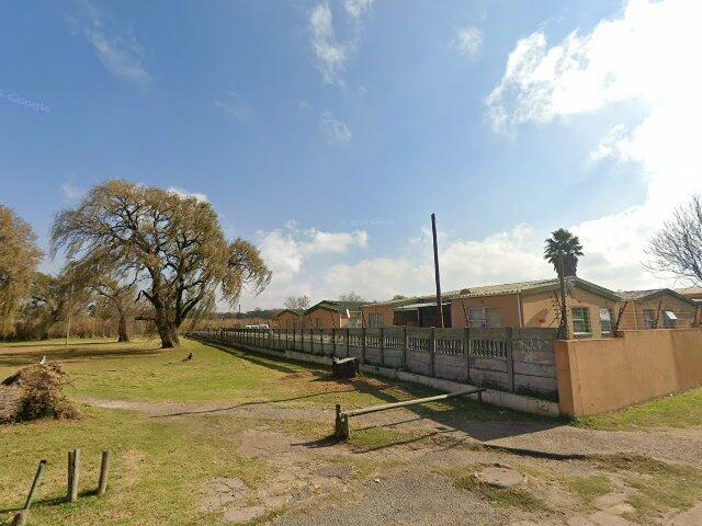 Unit 49   Dolphin Place, 428 1st Avenue, Florida, Roodepoort