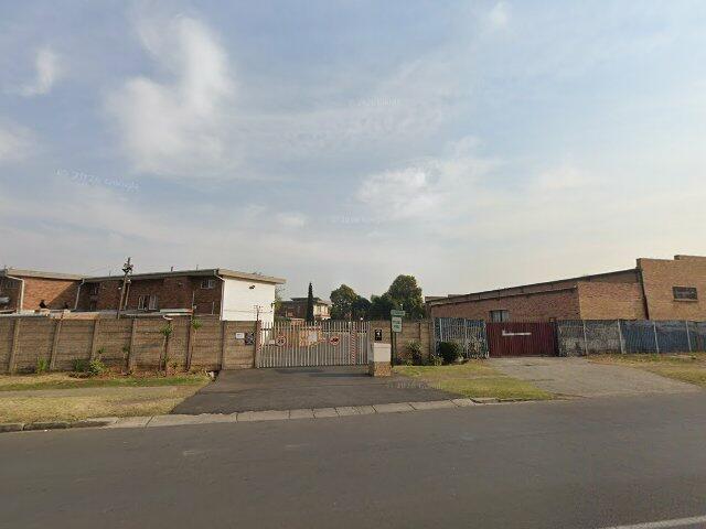 Section 109 (Unit 1) The Fountains   Planets, Moore Avenue, Benoni
