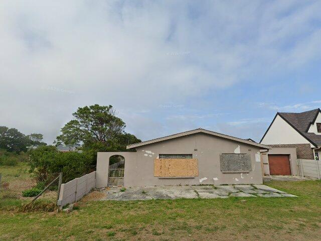 Erf 3162, 41 Luckhoff Street, Hangklip Kleinmond Municipality, Division Caledon Road, Western Cape