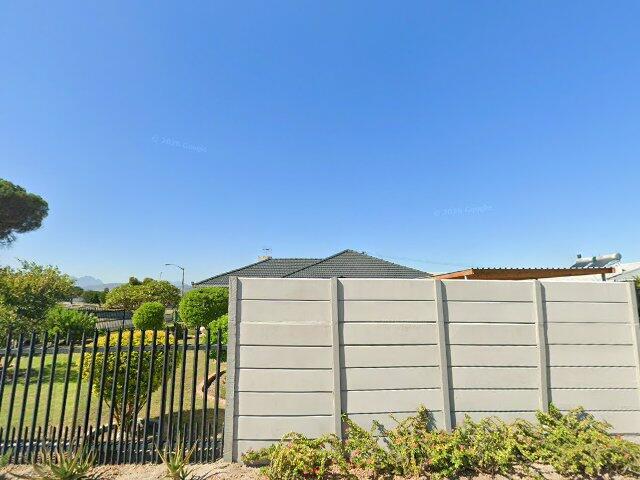 Door 23, Unit 21 Labiance Sentrum Body Corporate, Carinus Street, Bellville