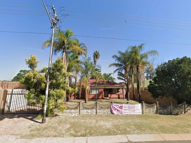 Remainder Of Erf 289 Gezina Township, Registration Division J.R., Gauteng Province, 517 10th Avenue, Gezina, Pretoria