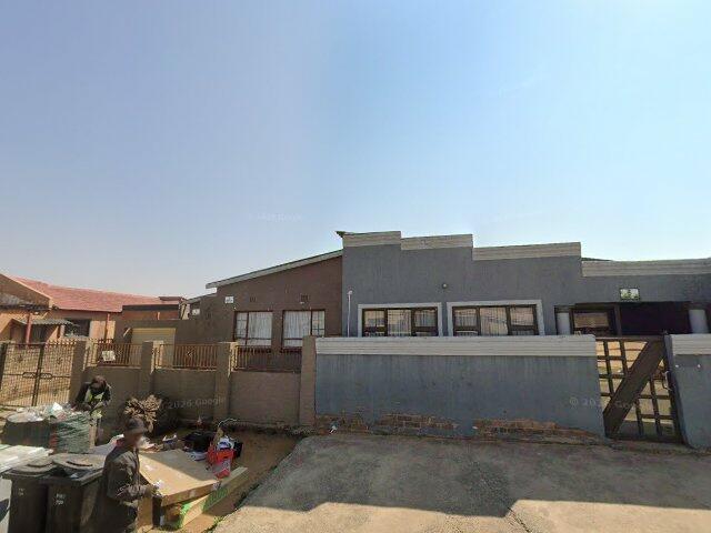 Erf 5824 Eldorado Park Extension 7 Township, Registration Division I.Q., Gauteng Province; 3 Illinois Avenue, Brackenhurst Ext 7, Eldorado Park