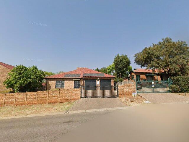 Section 4012, Sectional Plan No. Ss22/00267, Scheme Known As Galloway, Irene Extension 195 Township, City Of Tshwane Metropolitan Municipality, Also Known As 4012 Stansted Street, Irene Ext 195, Centurion