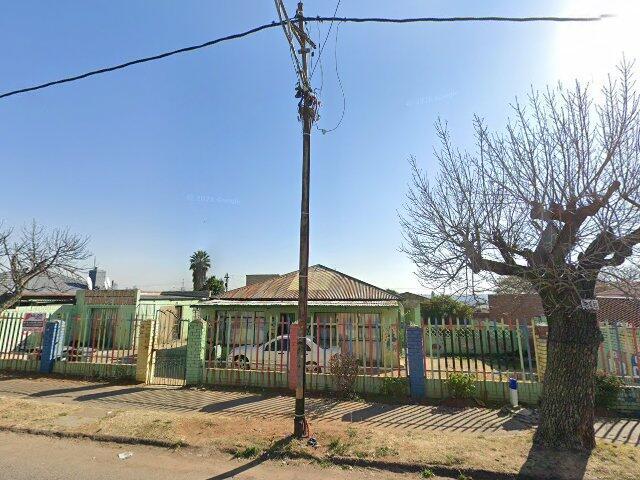 Erf 97 South Hills Township, 9 Swinbyrne Street, South Hills, Johannesburg