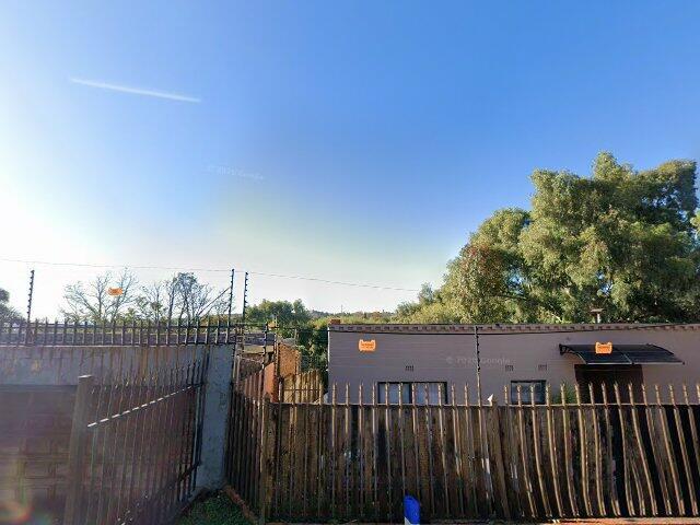 Erf 39, Greymont, Registration Division: Iq; Situated At 18 15 Th Street, Greymont
