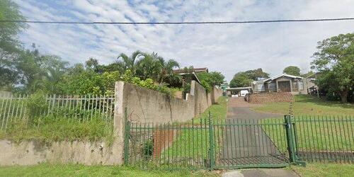 Double Storey House With Flats