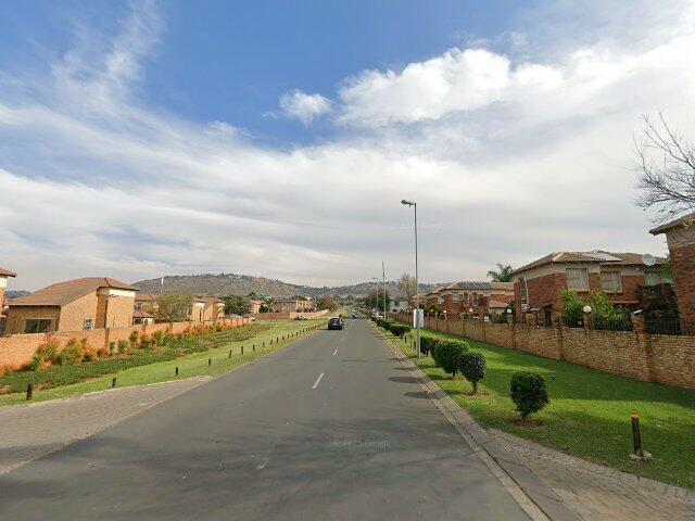 Unit 24, Rosemount Body Corporate, Van Der Kloof Road, Willowbrook, Roodepoort, Roodepoort, 1724
