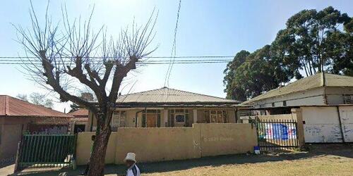 6 Bedroom House