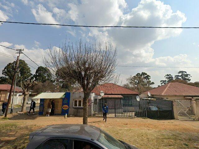 Erf 338 Rosettenville Township, Registration Division I.R., Province Of Gauteng, 129 High Street, Rosettenville, Johannesburg South, 2190