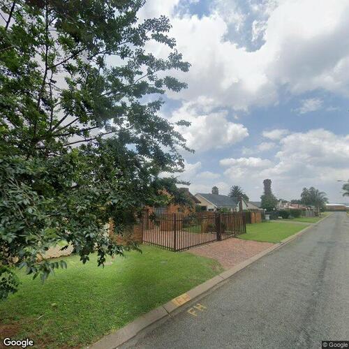 Erf 368 Petersfield Extension 1 Township, Registration Division I.R., Province Of Gauteng, Being 6 Olifants Avenue, Petersfield Ext 1 thumbnail