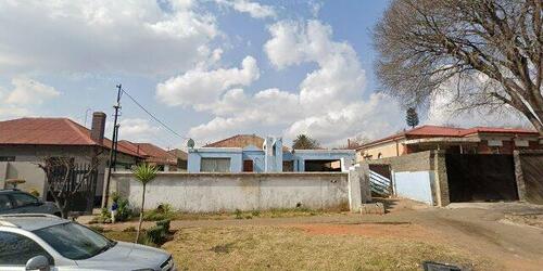 4 Bedroom House With Flatlet