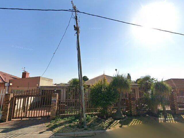 Erf 63 South Hills Township, 15 Tweeling Street, South Hills, Gauteng Province