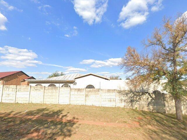Erf 533 Rensburg Township, Registration Division I.R., Province Of Gauteng (Also Known As 26 Ag Visser Street, Rensburg, Heidelberg, Gauteng)