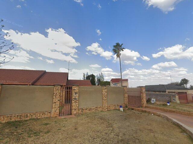 Erf 4019 Eldorado Park Extension 2 Township, Registration Division I.Q., The Province Of Gauteng, Held By Deed Of Transfer No. T13472/2016; 80 Cedarberg Drive, Eldorado Park Ext. 2