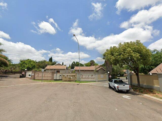 Unit 3, Thatch View Complex, 4 Cherrywood Close, The Reeds Ext 30, Gauteng
