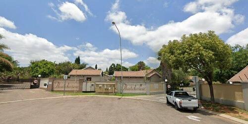 Unit 3, Thatch View Complex, 4 Cherrywood Close, The Reeds Ext 30, Gauteng