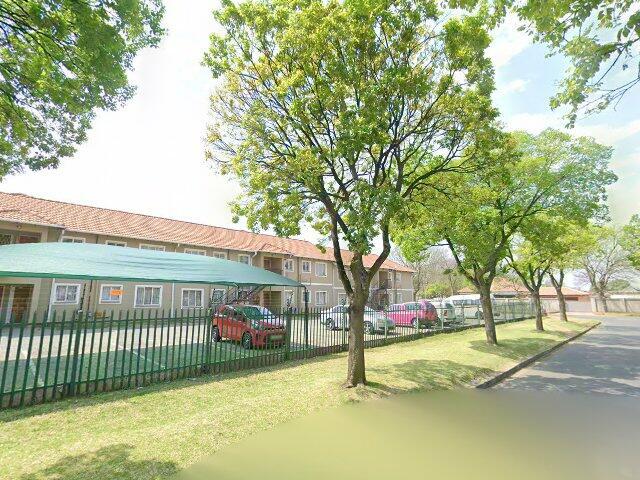 Section No 219, Oaks, Portion 409 Of The Farm Driefontein 85 Township, Province Of Gauteng, Unit 219, Comet Oaks, Goodwood Avenue, Comet, Boksburg