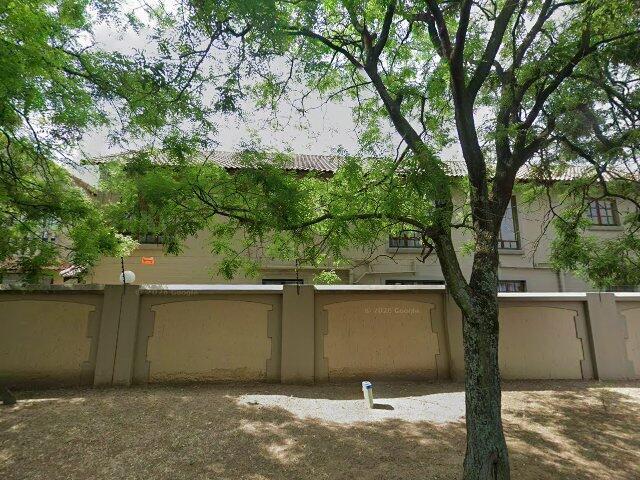 Section No. 4, Elm Street Mews, Unit 4 Elm Street Mews, 2 Willow Road, Cnr Elm Street, Eveleigh, Boksburg