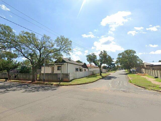 Remaining Extent Of Erf 15 Maraisburg Township, Registration Division Iq, Province Of Gauteng (Also Known As: 12 8th Avenue, Maraisburg, Johannesburg, Gauteng)
