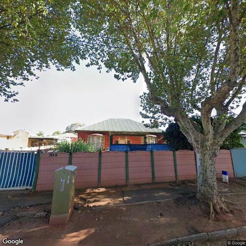 Erf 116, Malvern Township, Registration Division I.R. Province Of Gauteng, Also Known As 305 Persimmon Street, Malvern, Johannesburg thumbnail