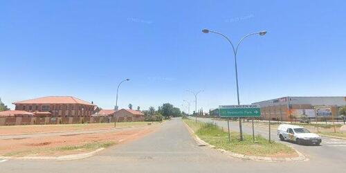 Unit 80 (Door F202) Riverspray Heights, Hendrik Van Eck Boulevard, Vanderbijlpark