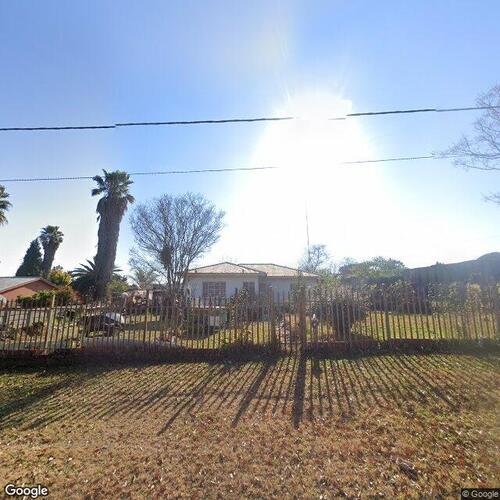 Erf 270 Mindalore Township, Registration Division I.Q., Province Of Gauteng (Also Known As 16 Gregor Street, Mindalore, Krugersdorp) thumbnail