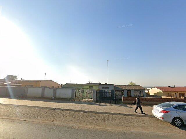 Erf 19 Emoyeni Township; 37 Brian Mazibuko East Drive, Emoyeni, Tembisa, Gauteng