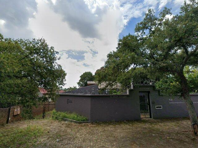 Ptn 5, Erf 253, Nieuw Muckleneuk, Pretoria, Gauteng; 206 Lange Street, Nieuw Muckleneuk, Pretoria, Gauteng
