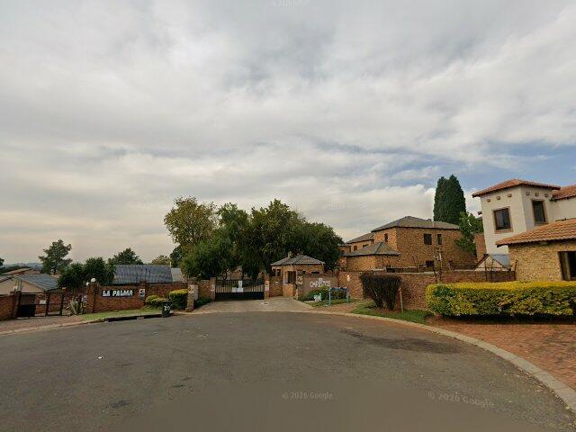 Unit 19, Chrestos Body Corporate, Scrooby Street, Willowbrook, Ruimsig, City Of Johannesburg Metropolitan Municipality