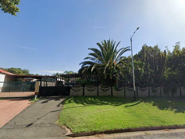 Erf 379 Florentia Township, Registration Division I.R., Province Of Gauteng (Also Known As 3 Wallis Road, Florentia, Alberton, Gauteng)