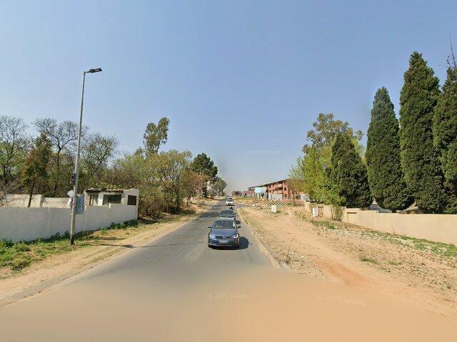 Section No. 53, The Palisades, Unit 53 The Palisades, 274 Le Roux Avenue, Halfway Gardens Ext 40