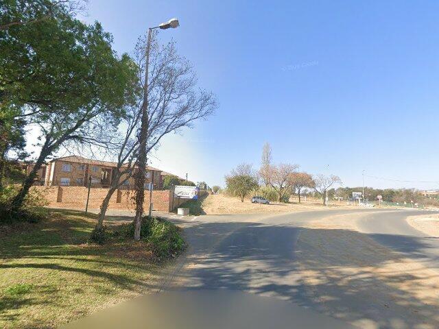 Erf 88 Halfway Gardens Extension 5 Township, Registration Division I.R., Province Of Gauteng, Being Door 38 Kingsgate, 158 Smuts Drive, Halfway Gardens Ext 5