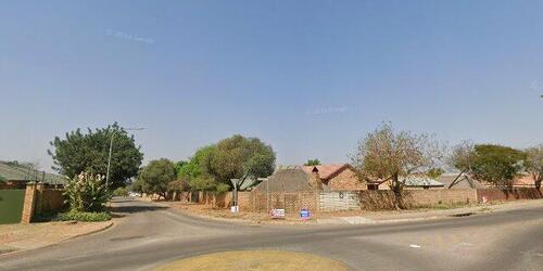 Section No. 80 As Shown And More Fully Described On Sectional Plan No. Ss44/2010, In The Scheme Known As Maple In Respect Of The Land And Building Or Buildings Situated At Erf 3076 Highveld Extension 55 Township, Local Authority: City Of Tshwane Metropolitan Municipality
