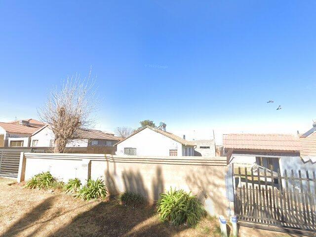 Erf 2686 Lenasia South Extension 2 Township, 46 Hibiskus Crescent, Lenasia South Extension 2