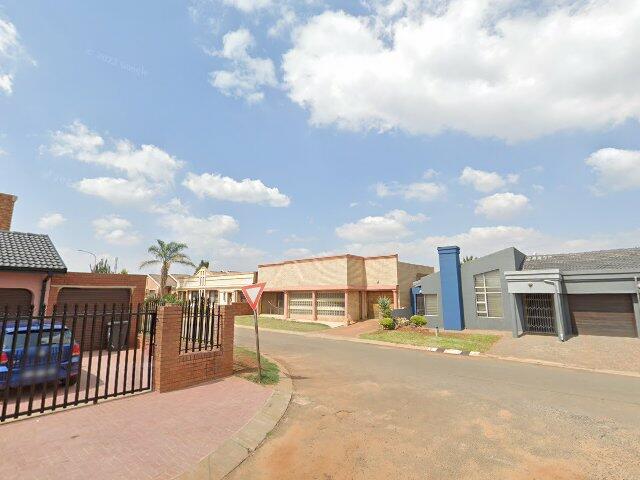 Erf 2950 Lenasia South Extension 2 Township, Also Known As 22 Lark Street, Lenasia South Extension 2, Gauteng Province