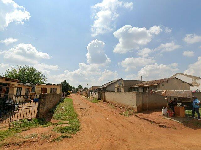 Portion 2 Of Erf 4736 Roodekop Extension 21 Township, 85 Luthando Street, Roodekop Ext 21, Germiston