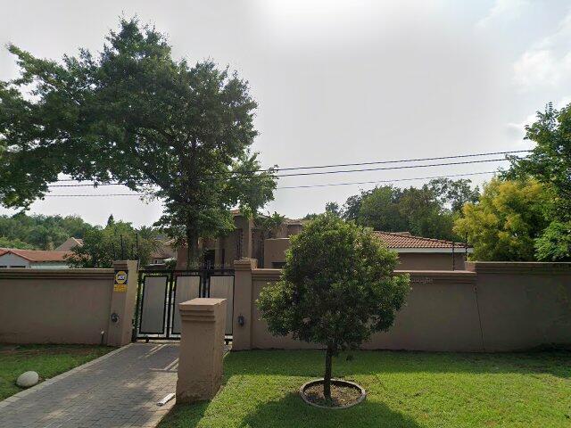 Portion 1 Of Erf 6 Woodmead Township, 6 A Morris Street East, Woodmead