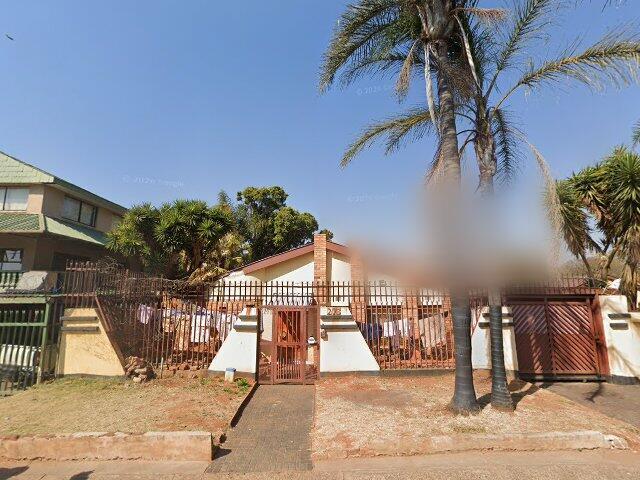Erf 561 Laudium Township, Registration Division J.R., Province Of Gauteng; 273 Aquamarine Street, Laudium, Gauteng