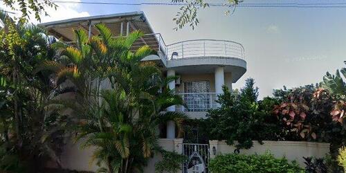 9 Bedroom House