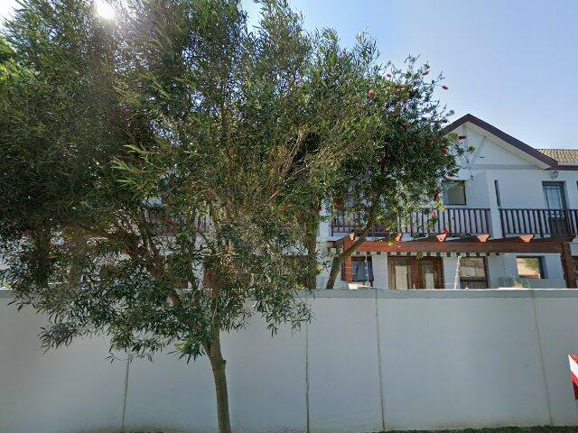 Section 11, Battersea Place, Table View, City Of Cape Town, Also Known As Unit 11, Door Number 20 Battersea Place, 6 Battersea Bend, Parklands, Cape Town, Western Cape