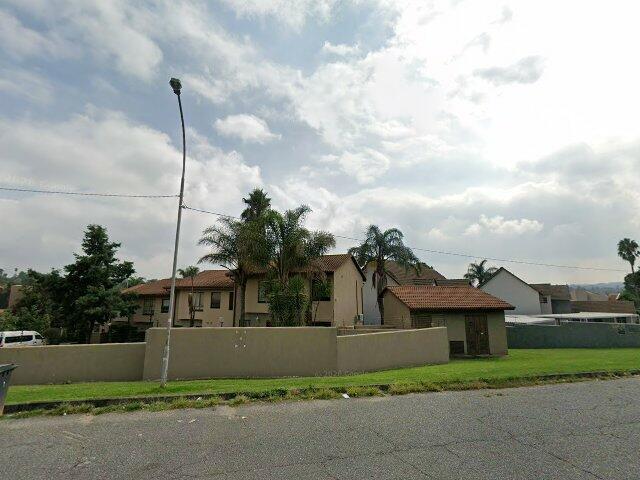 Section No. 8, Amorosa Villas, 441 Corlett Drive, Corlett Gardens, Johannesburg, Gauteng
