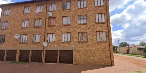 Section No. 5, Sparrow Court, Jonestone Street, Randfontein